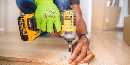 Bricolage - Annurgence - Annuaire Professionnel d'urgence